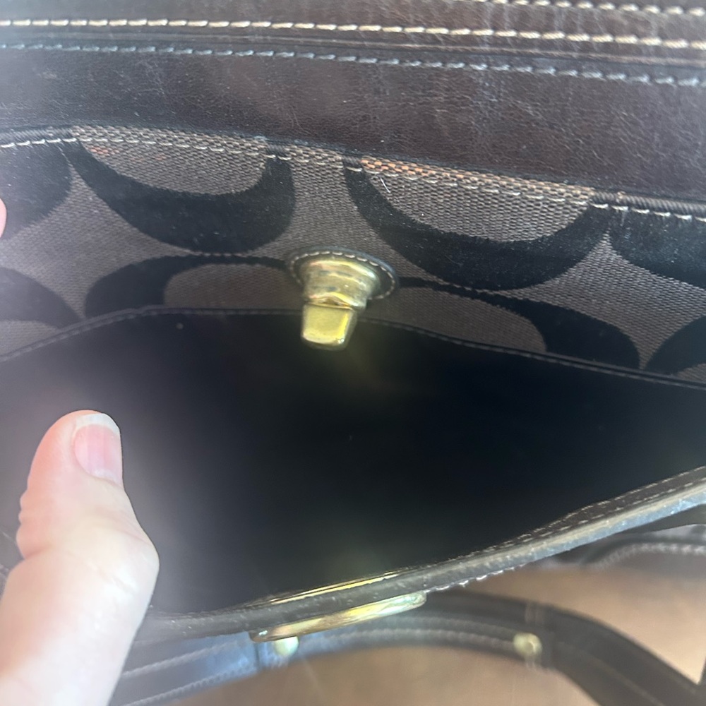 Coach Hampton Brown Signature Handbag - Picture 5 of 13